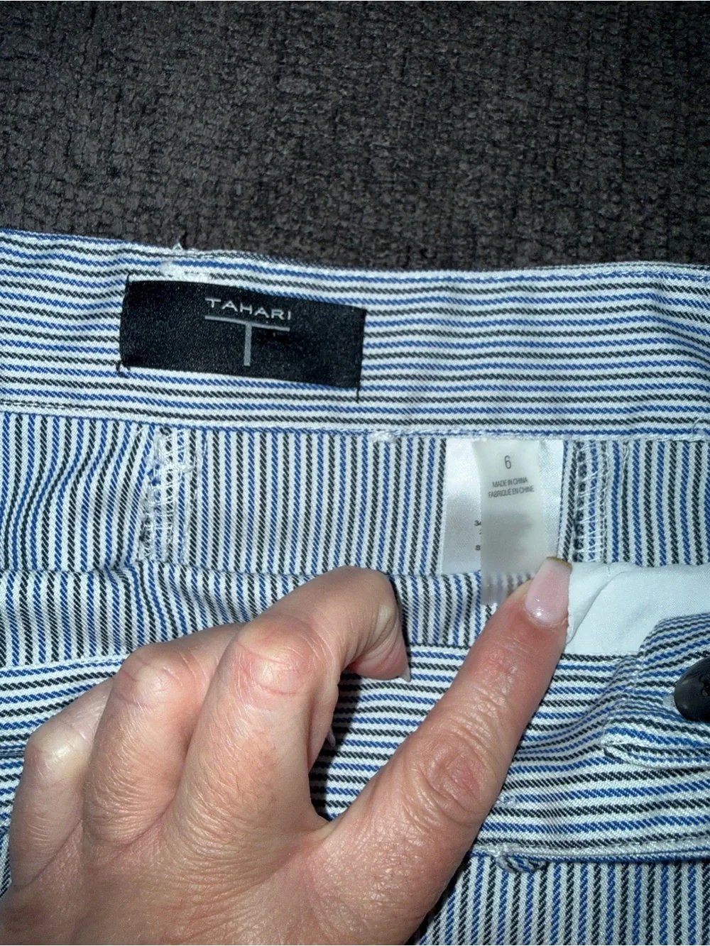 Tahari Blue White Pinstripe Utility Pocket Skort Skirt Size 6 Preppy Coastal - Picture 8 of 8